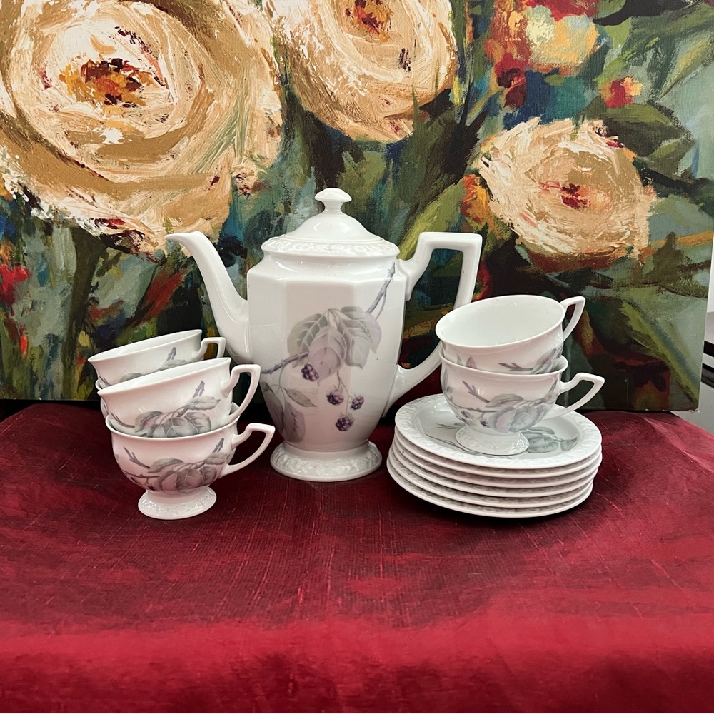 Vintage Rosenthal Classic Rose Collection Tea Set